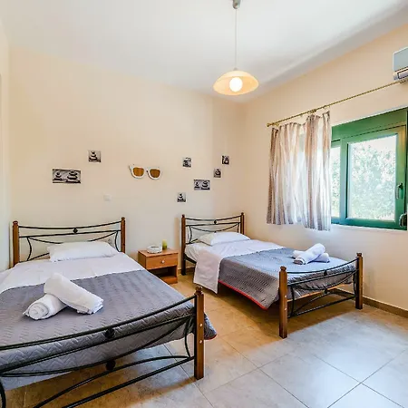 Vila Blue Asteri Lakhania
